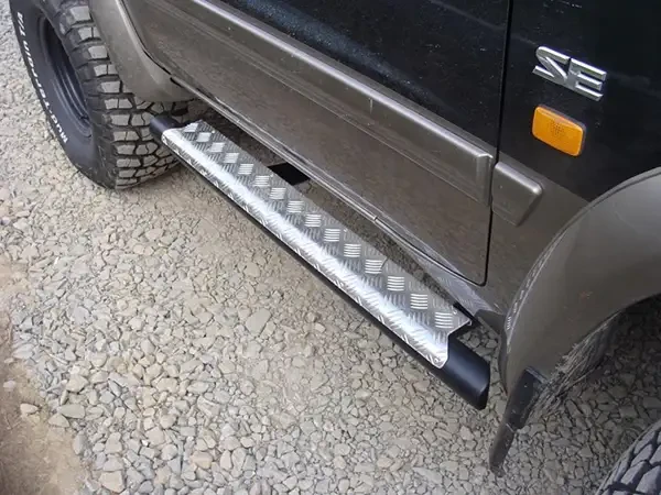 Buy Nissan Patrol GU4 protective thresholds short base F4X4