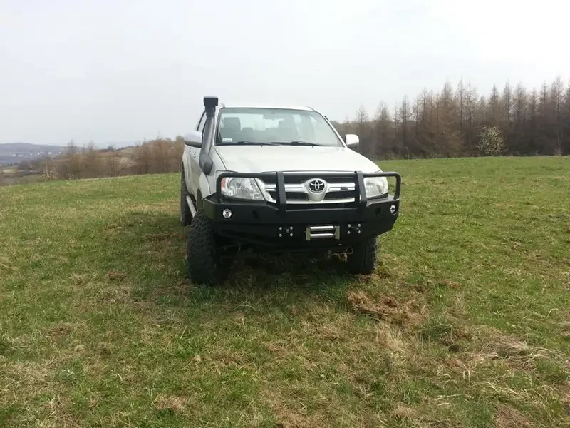 Купить Передний бампер с кенгурятником для Toyota Hilux 08-11 F4X4