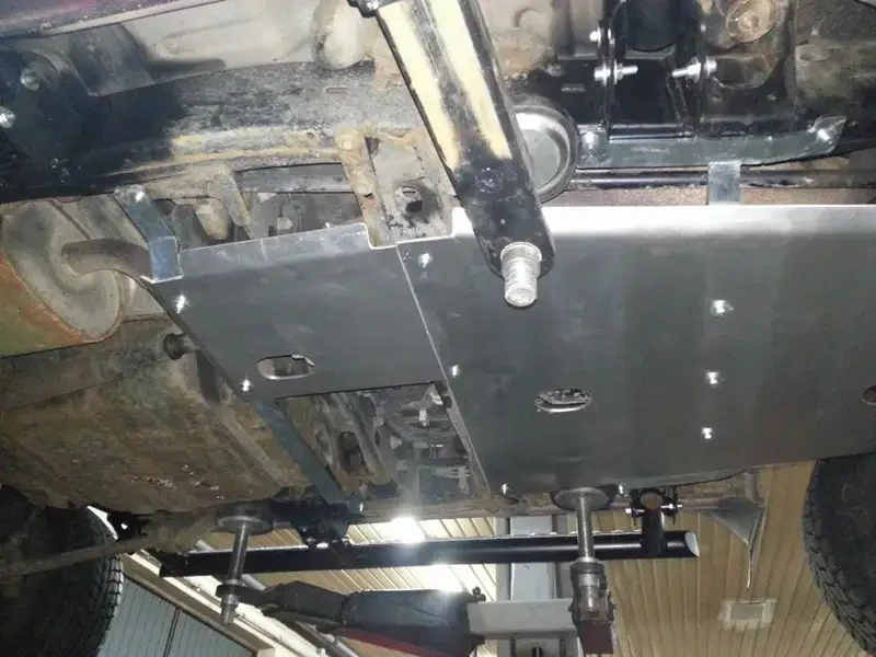 Купити Захист редуктора для Toyota Land Cruiser 100 дизель механіка 98-07 F4X4