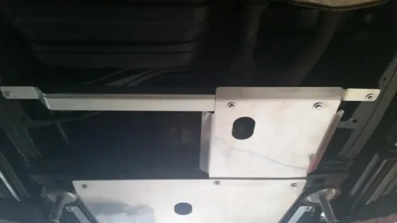 Купити Захист редуктора для Toyota Land Cruiser 100 дизель механіка 98-07 F4X4