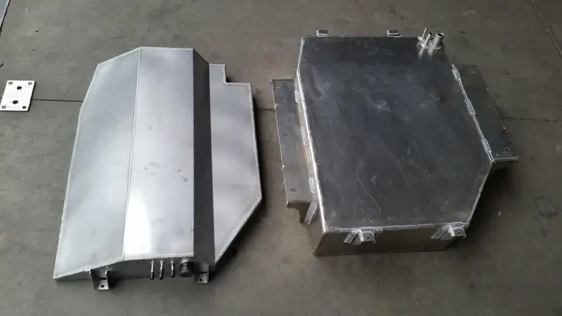 Buy Additional fuel and water tank toyota LC J100 98-07 F4X4