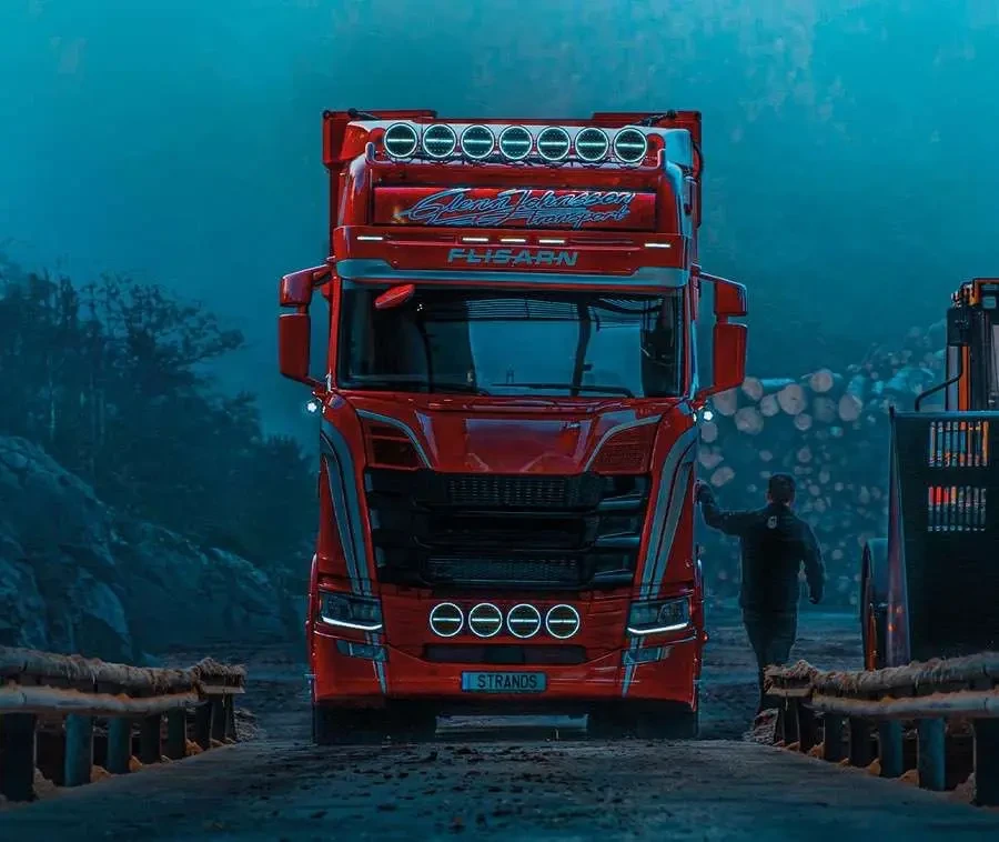 Buy Optional Farm Far Strands Siberia NR SPOT BLACK 9 "With ⬜️🟧 Overall Lights