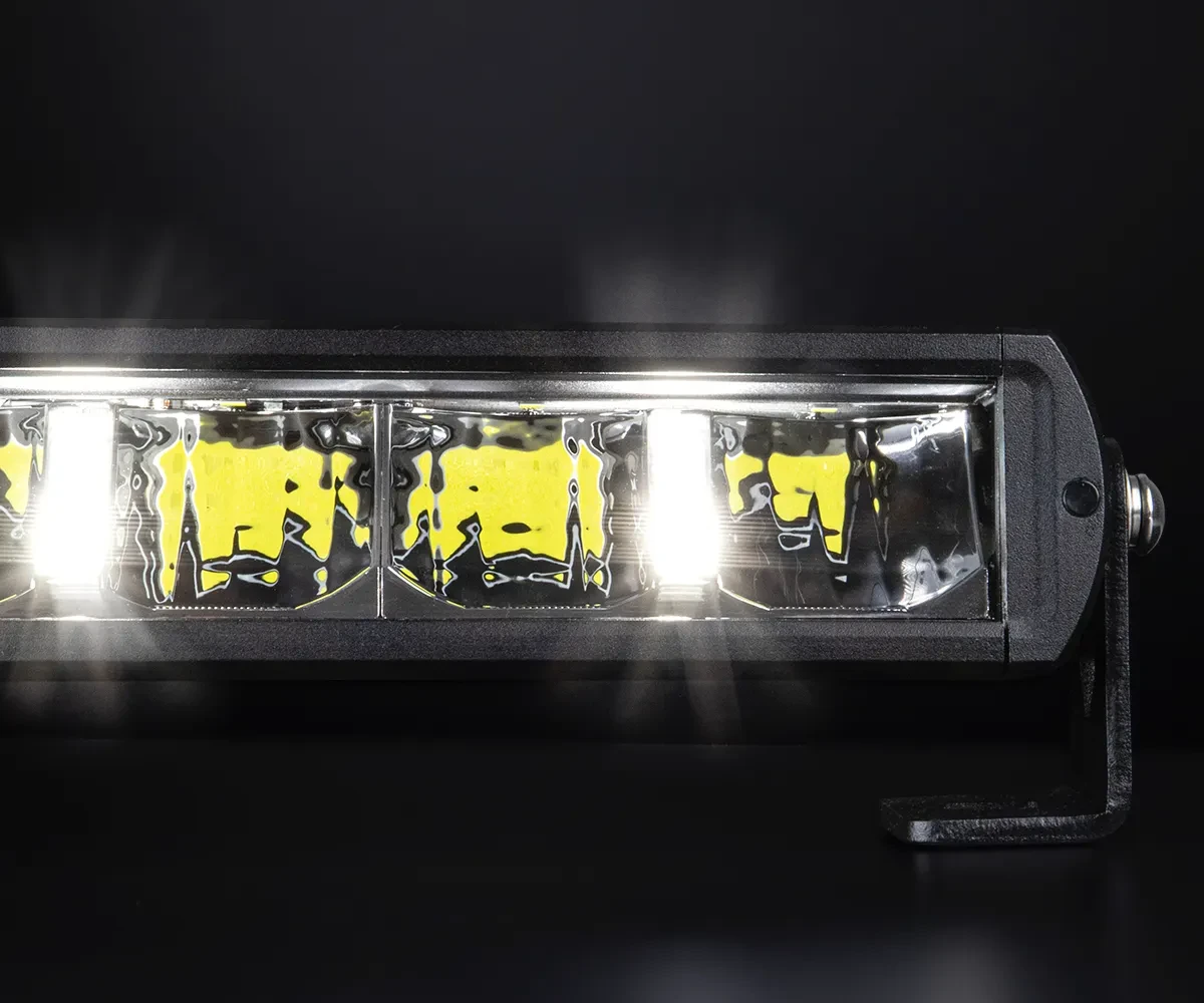 Купити Комплект оптики в бампер на Toyota Hilux 2021+ Strands ARCUM 30" BAR