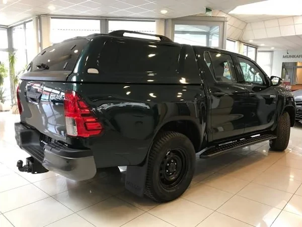 Купить Кунг на Toyota Hilux 2016+ без окон - Maxliner Maxtop 3 Cargo черный 218