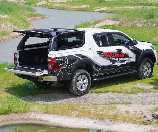 Купить Кунг на Toyota Hilux 2015+ с окнами - Maxliner вулканический красный 3T6