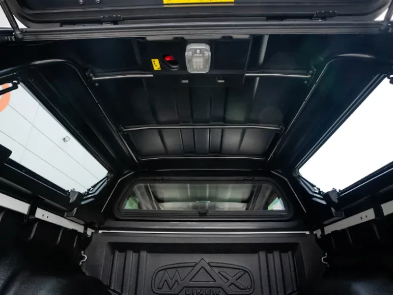 Купити Кунг на VW Amarok 2023+ з вікнами - Maxliner синій T5T5