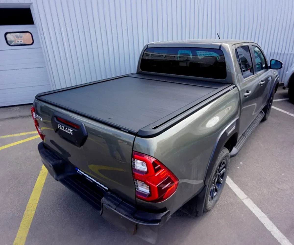 Купити Ролет механічний на Toyota Hilux 2015+ від EGR