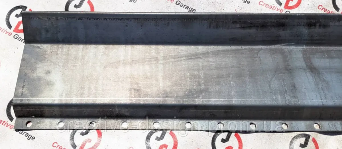 Купить Порог усиленный ремонтный 2мм CreativeGarage для Нива ВАЗ 2121-21217