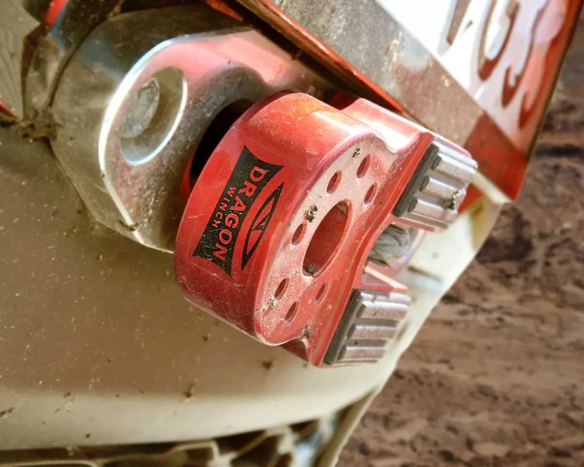 Купить Проушина такелажная под шакл для троса лебедки Dragon Winch тип M