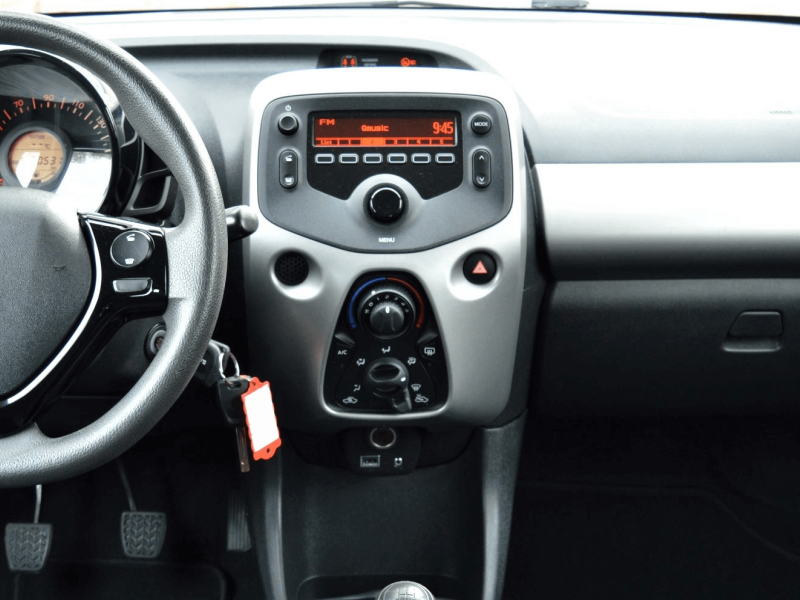 Buy Gazer T6010-AB40 multimedia system to Peugeot 108 2014-2021