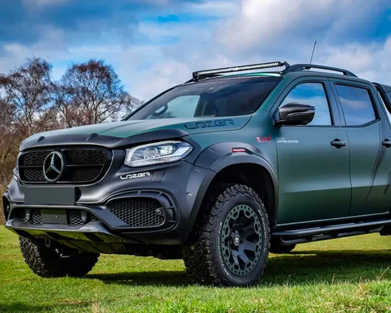 Купити Комплект оптики для Mercedes XCLASS з кріпленням на дах LAZER 3001-C-37-K-XCLASS