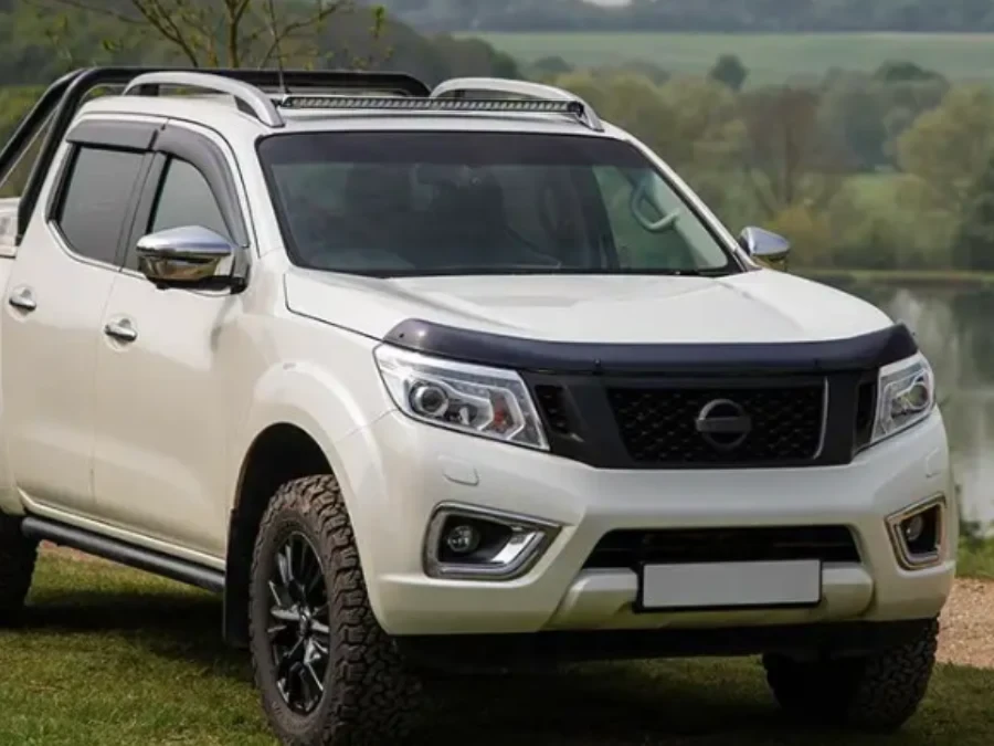 Купить Комплект оптики на крышу для Nissan Navara LAZER 3001-C-37-K-NAVARA