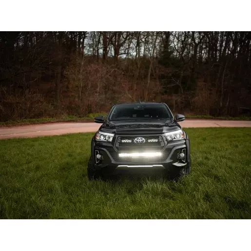 Купити Комплект оптики на Toyota Hilux від 2017 з кріпленням в бампера - LAZER VIFK-HILUX-G2