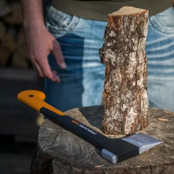 Купити Сокира-колун Fiskars X11 S 1015640