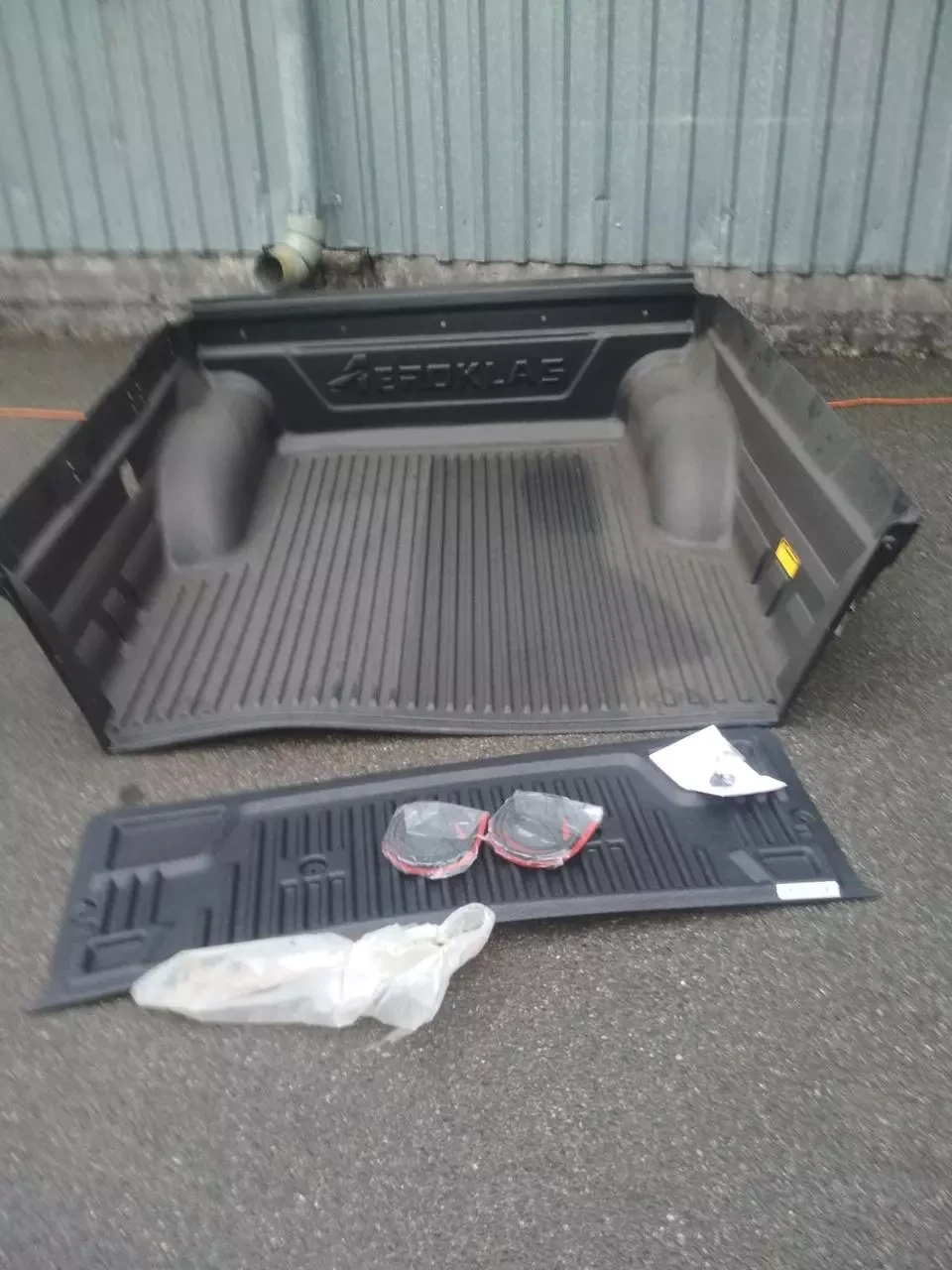 Купить Вкладыш в кузов Nissan Navara NP300 2019-2025 - Aeroklas