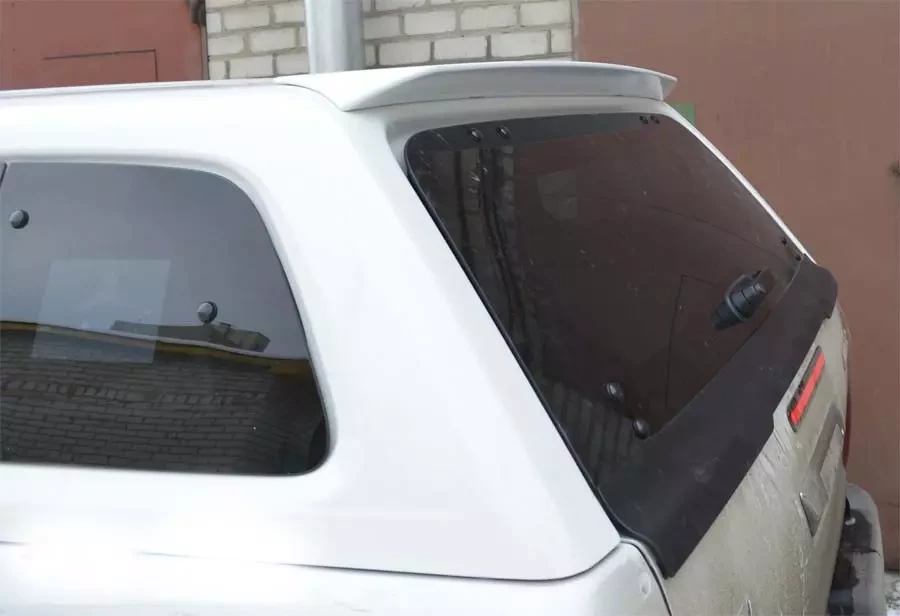 Купить Спойлер для кунга Toyota HiLux от 2015 - Aeroklas