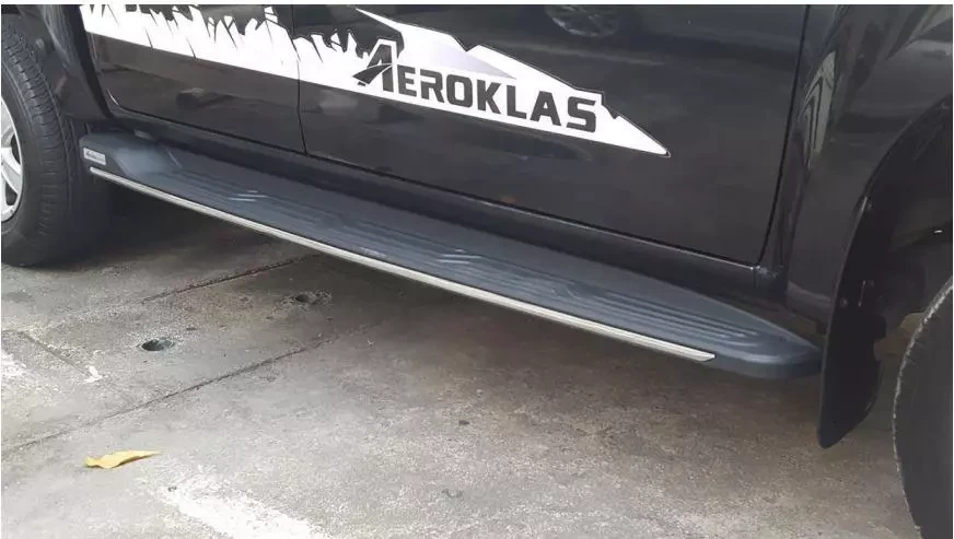 Купити Сходинки бічні VW Amarok від 2010 - Aeroklas