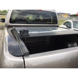 Buy Retrax roller for Volkswagen Amarok 2010-2022