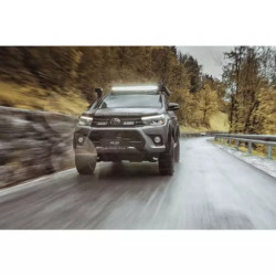 Купити Комплект оптики на Toyota Hilux від 2017 - LAZER GK-HILUX-01K