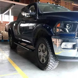 Купить Выдвижные электрические пороги Dodge RAM 1500 17+
