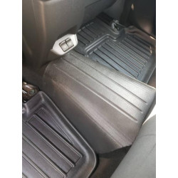 Купить Автоковрики Stingray Nissan Nissan Leaf 2017- 5 шт Чорние (5014085)