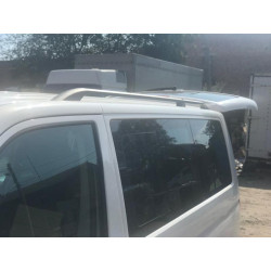 Купити Рейлінги Чорні Коротка база, Металеві ніжки для Volkswagen T6