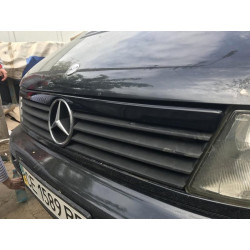 Купить Полоска на решетку (пластик) Черный мат для Mercedes Vito W638 1996-2003 гг