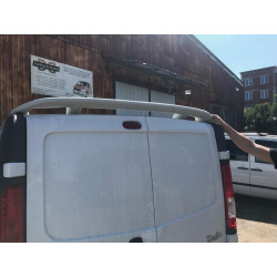Купити Спойлер на дах (під фарбування) для Opel Vivaro 2001-2015 рр