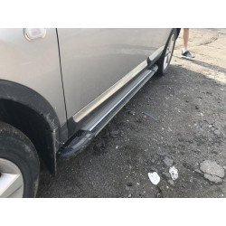 Купити Бокові пороги Rainbow (2 шт., алюм.) Коротка база для Nissan Qashqai 2010-2014рр