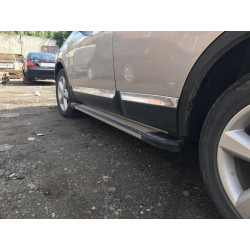 Купити Бокові пороги Rainbow (2 шт., алюм.) Коротка база для Nissan Qashqai 2010-2014рр