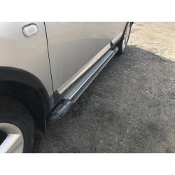 Купити Бокові пороги Rainbow (2 шт., алюм.) Коротка база для Nissan Qashqai 2010-2014рр