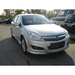 Купити Передня нижня накладка Sedan (під фарбування) для Opel Astra H 2004-2013 рр