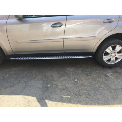 Купити Бокові пороги OEM (2 шт., Алюміній) для Mercedes ML W164