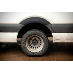 Купити Накладки на арки широкі (4 шт, чорні) для Volkswagen Crafter 2006-2016 рр