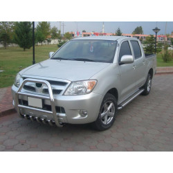 Купити Кенгурятник QT007 (нерж.) для Toyota Hilux 2006-2015 рр