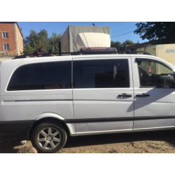 Купить Рейлинги черные Skyport (сплошной метал) Средняя база (LONG) для Mercedes Viano 2004-2014 гг