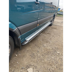 Купить Боковые пороги Rainbow (2 шт., алюминий) Средняя база для Volkswagen Crafter 2006-2016 гг