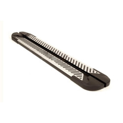 Купити Бокові пороги Line (2 шт., алюм.) для Nissan Navara/NP300 2016- рр