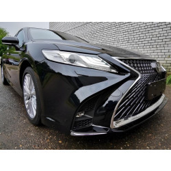 Купити Комплект обвісів Lexus LS style для Toyota Camry 2017-2023 рр