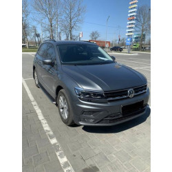 Купить Боковые пороги ОЕМ для обычного (2 шт, алюм) для Volkswagen Tiguan 2016-2023 гг