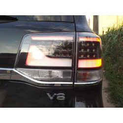 Купити Задні ліхтарі 2016-2025 (Executive Black) для Toyota Land Cruiser 200