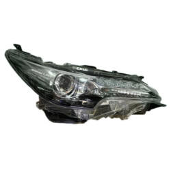 Купить Передняя оптика (2 шт) для Toyota Fortuner 2015- гг