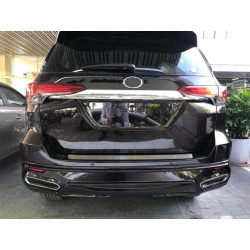 Купити Комплект рестайлінгу (на 2018 рік) для Toyota Fortuner 2015- рр
