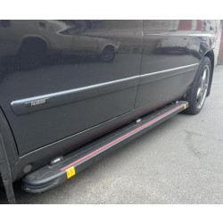 Купити Бокові пороги Maya Red (2 шт., алюміній) для Mercedes Vito W638 1996-2003 рр