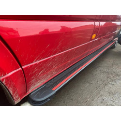 Купити Бокові пороги Maya Red (2 шт., алюміній) Long/ExtraLong для Volkswagen Crafter 2006-2016 рр