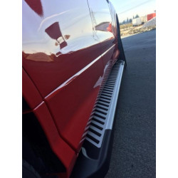 Купить Боковые пороги Line (2 шт., алюминий) С окрашенной листвой на дверях для Ford Kuga/Escape 2013-2019 гг