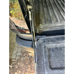 Купить Амортизаторы задней крышки для Toyota Hilux 2015- гг