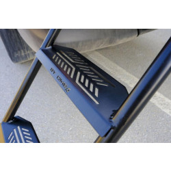 Купить Лестница в кузов для Isuzu D-Max 2019- гг