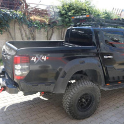 Купити Накладка на кант борту (3 шт.) для Mitsubishi L200 2015-2024 рр