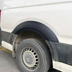 Купити Накладки на арки широкі (4 шт, чорні) для Volkswagen Crafter 2016- рр